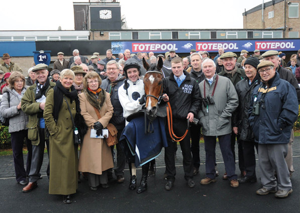  - Members with Clemency and Andrew Tinkler at Huntingdon - 6 January 2016