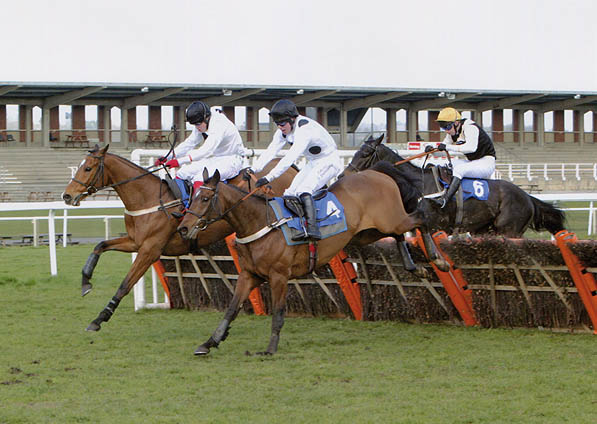  - Dancing Bay and Andrew Tinkler winning at Newbury - 26 March 2004