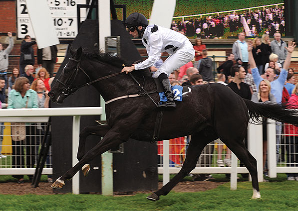  - Dandino and Paul Mulrennan winning at Ripon - 16 April 2011