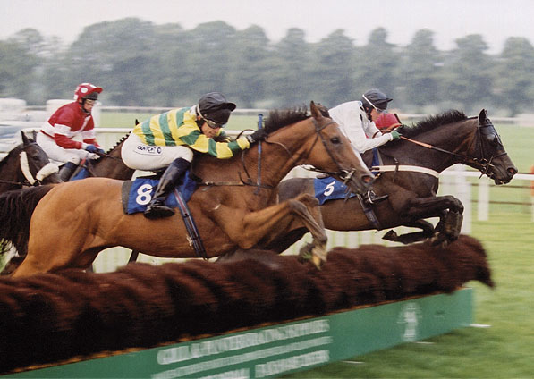  - Empire Park and Miss P Gundry winning at Worcester - 9 August 2002