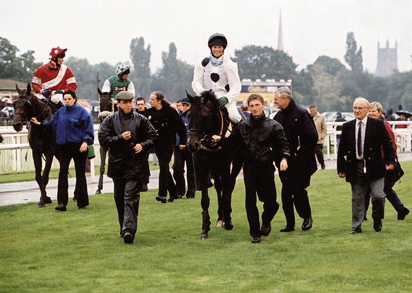  - Empire Park and Miss P Gundry after winning at Worcester - 9 August 2002