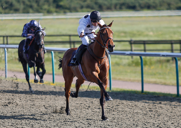  - Glenister winning at Lingfield - 3 June 2023