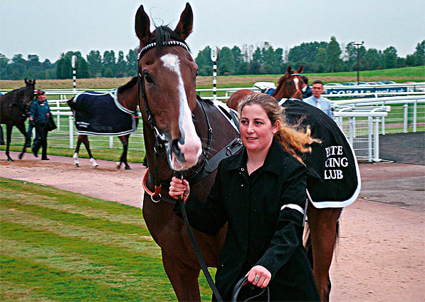  - Sister Act at Kempton - 10 October 2007