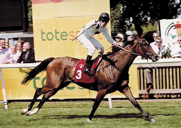  - Soviet Song and Johnny Murtagh winning the Group 1 Falmouth Stakes at Newmarket - 5 July 2005 - 2