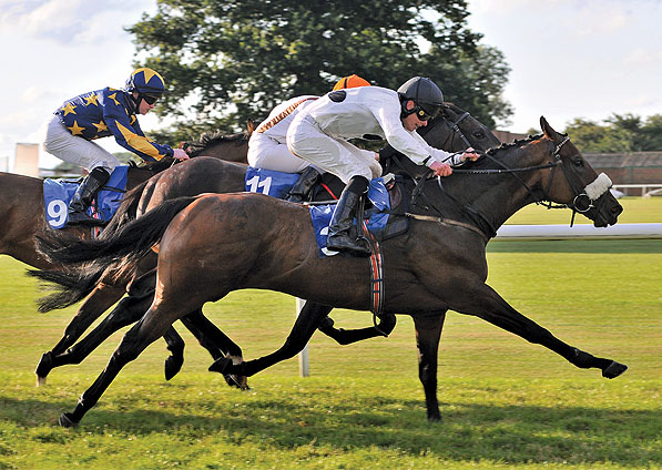  - State Fair and Barry McHugh winning at Thirsk - 9 August 2010