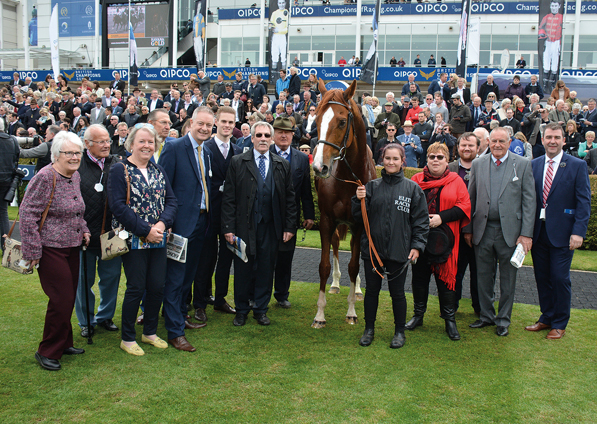  - Top Tug with Club Members at Newmarket - 070517