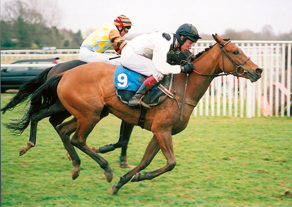  - Trompette and Mick Fitzgerald winning at Plumpton - 27 March 2006